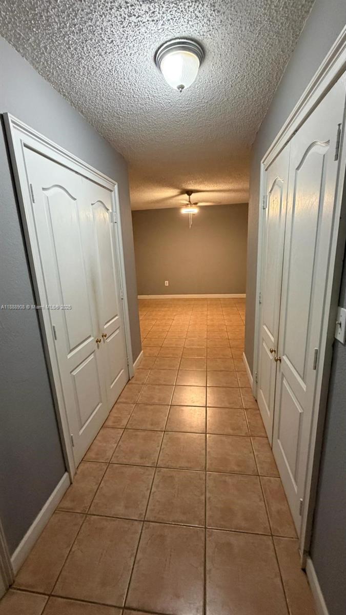 TENNIS VIEW CONDO PH I - Residential Lease