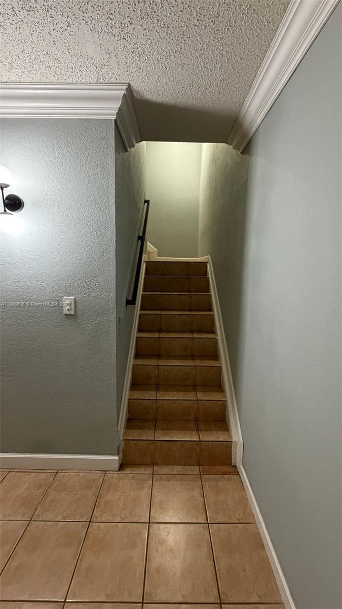 TENNIS VIEW CONDO PH I - Residential Lease