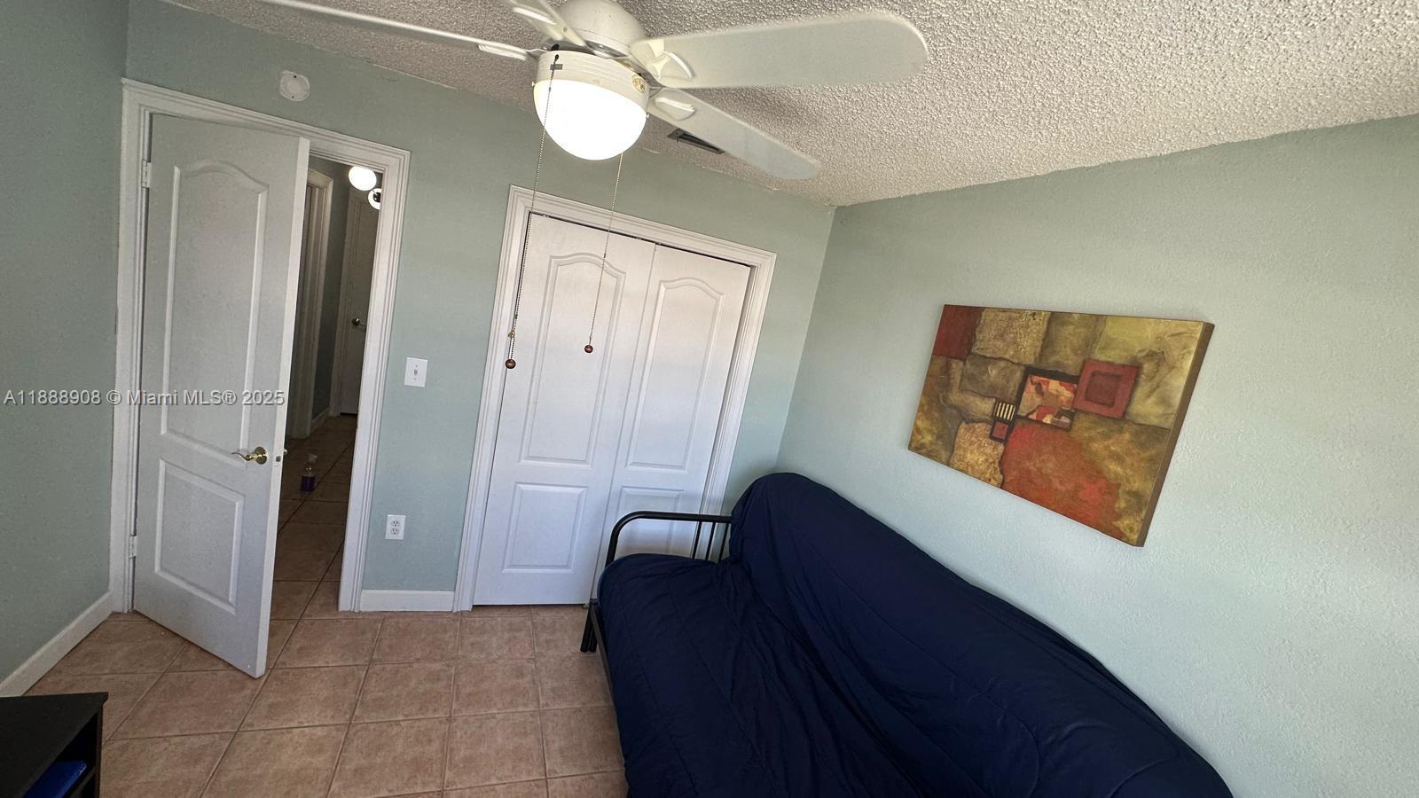 TENNIS VIEW CONDO PH I - Residential Lease