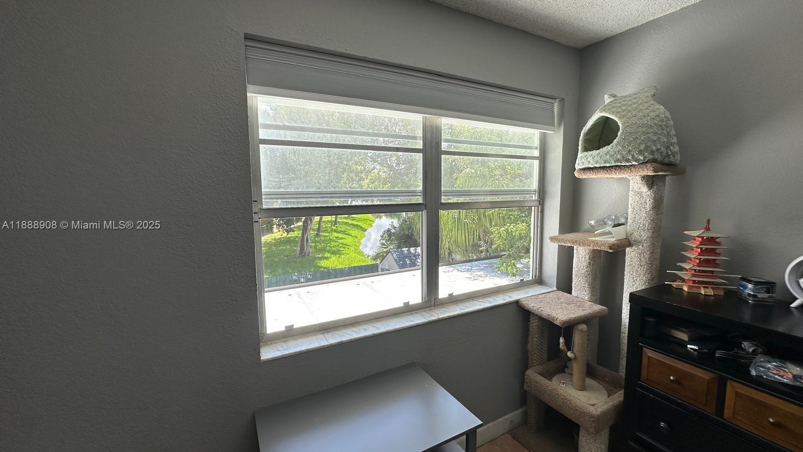 TENNIS VIEW CONDO PH I - Residential Lease