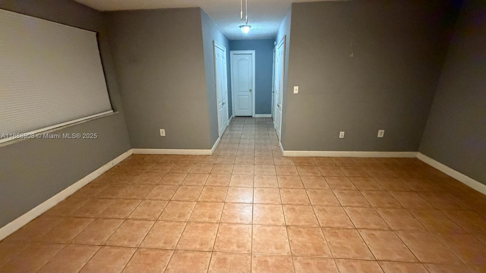 TENNIS VIEW CONDO PH I - Residential Lease