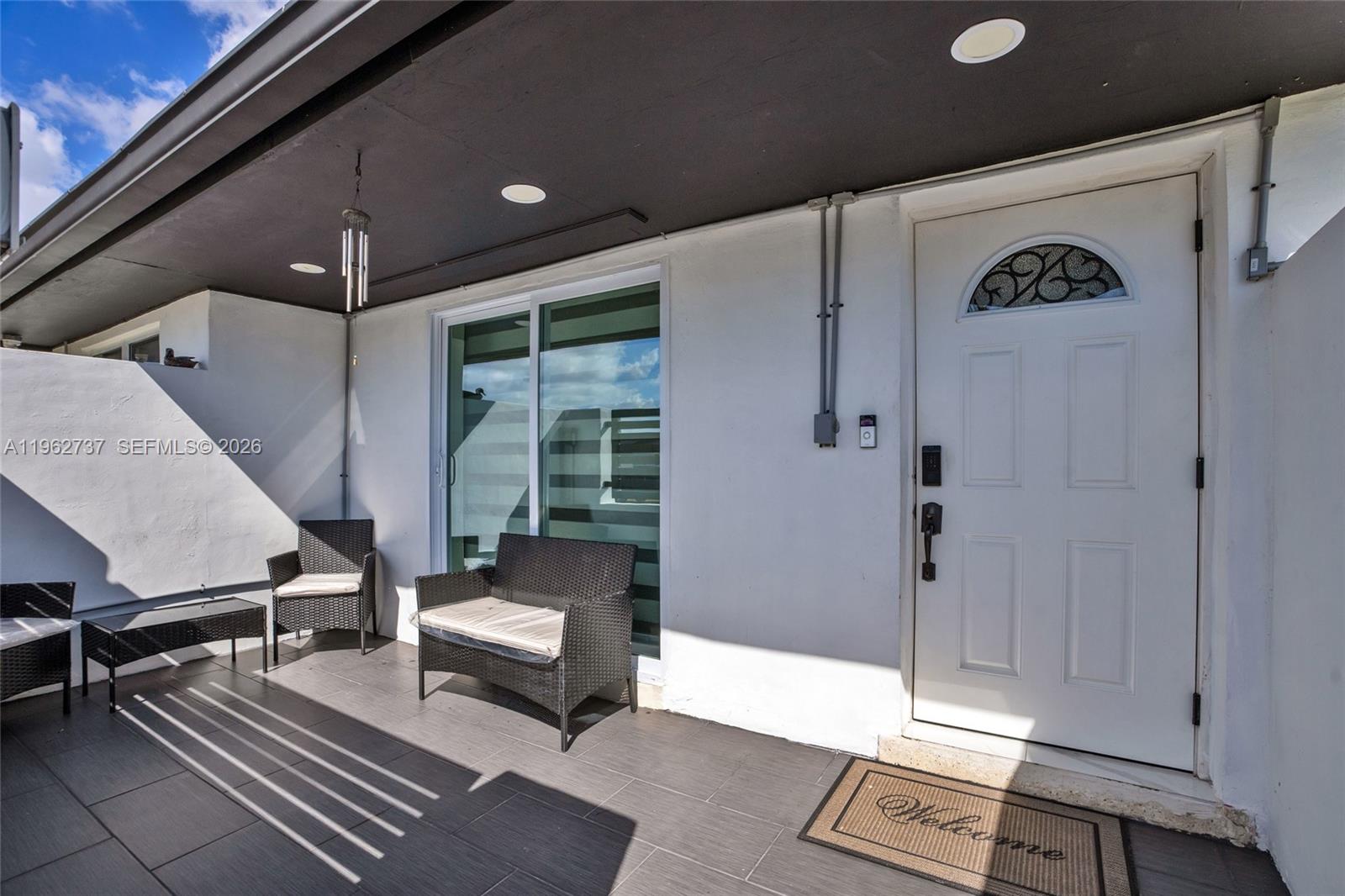 SO MIAMI HEIGHTS MANOR - Residential