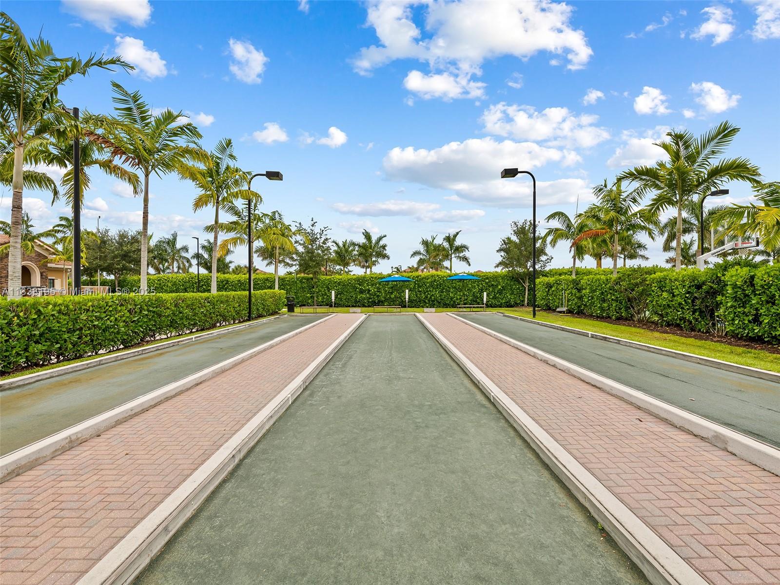 PARKLAND ROYALE - Residential