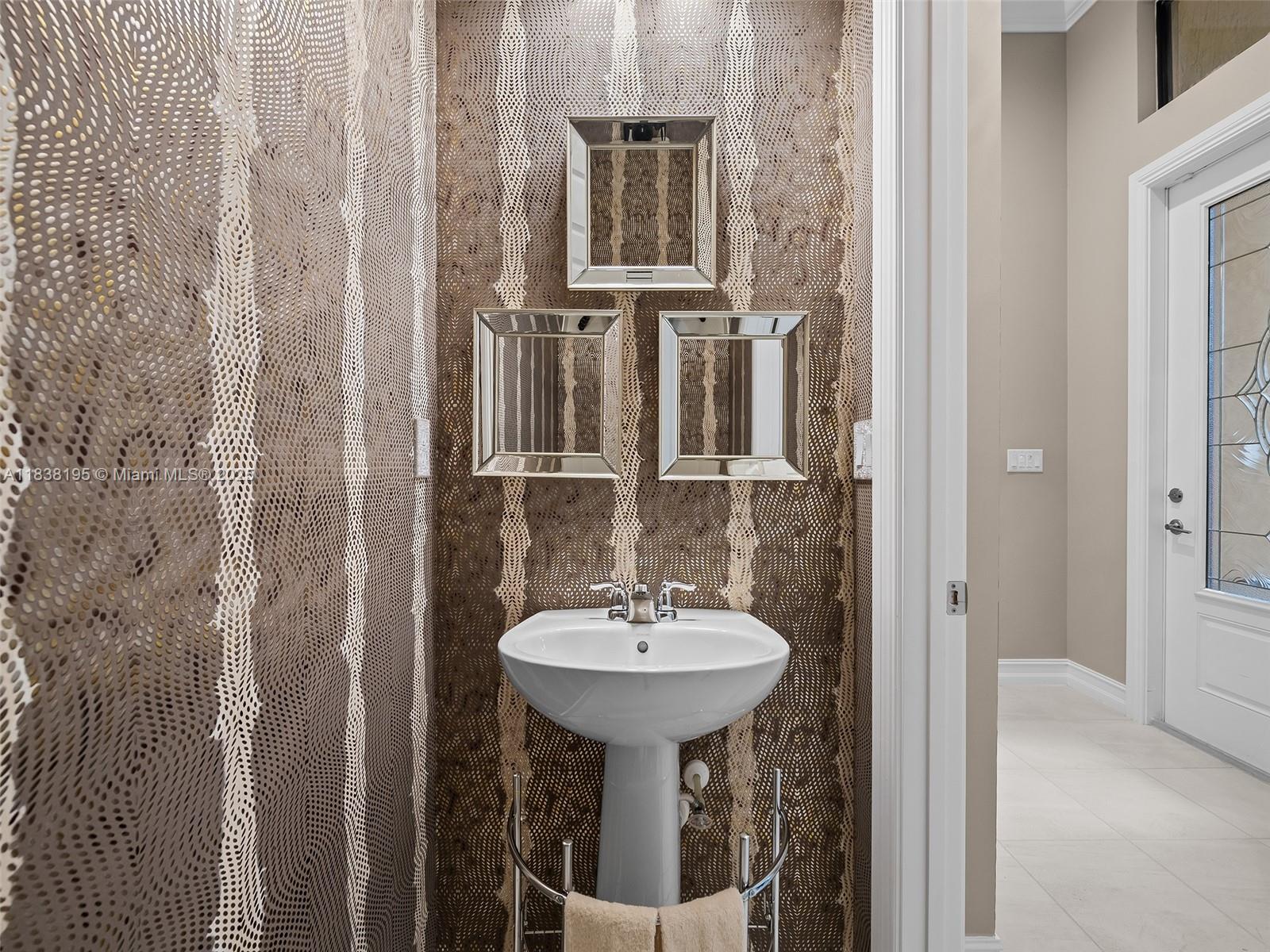 PARKLAND ROYALE - Residential