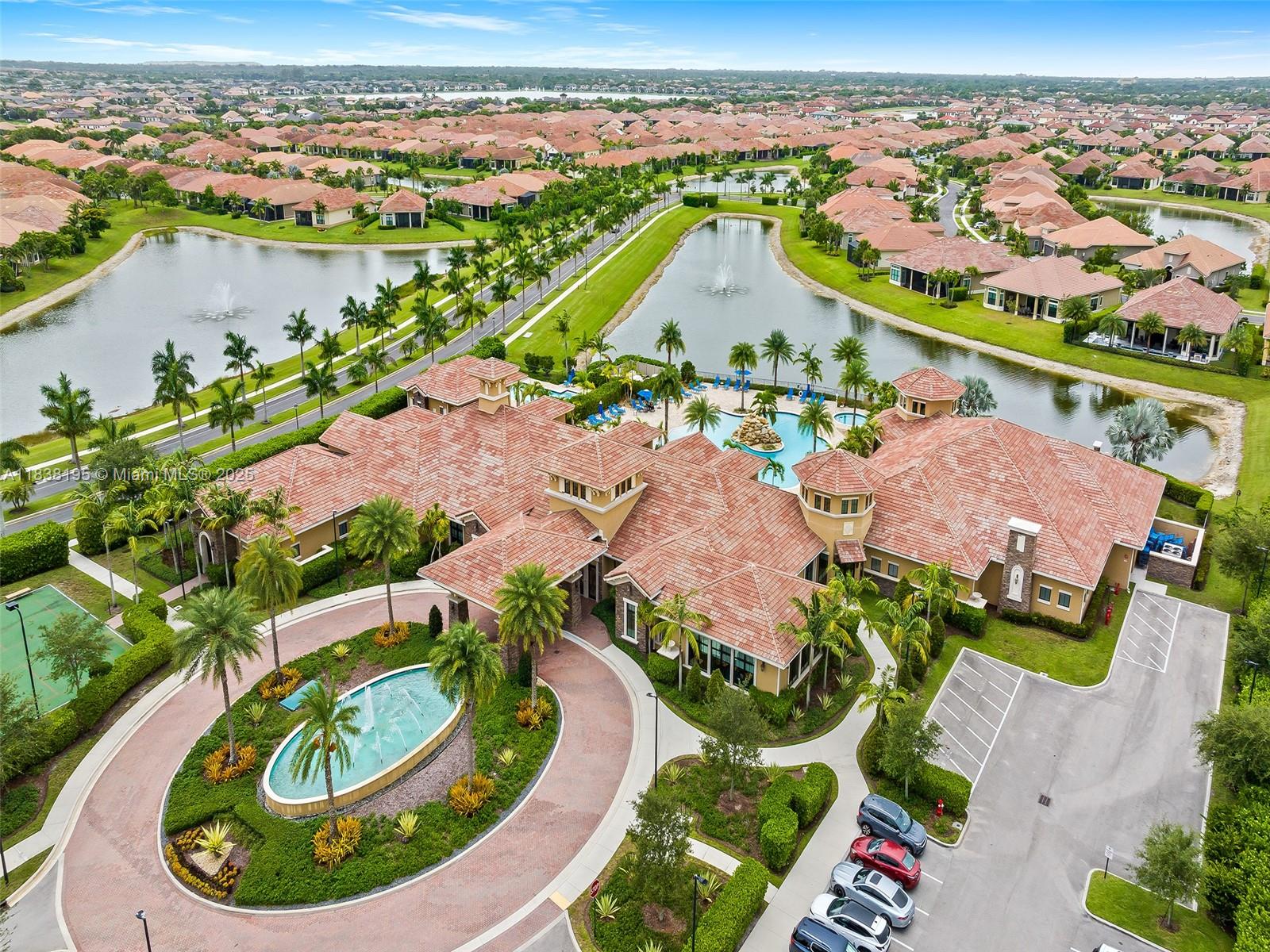 PARKLAND ROYALE - Residential