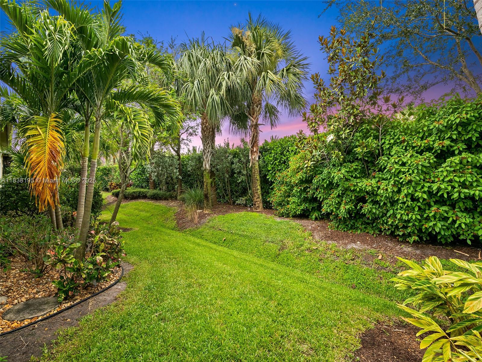 PARKLAND ROYALE - Residential