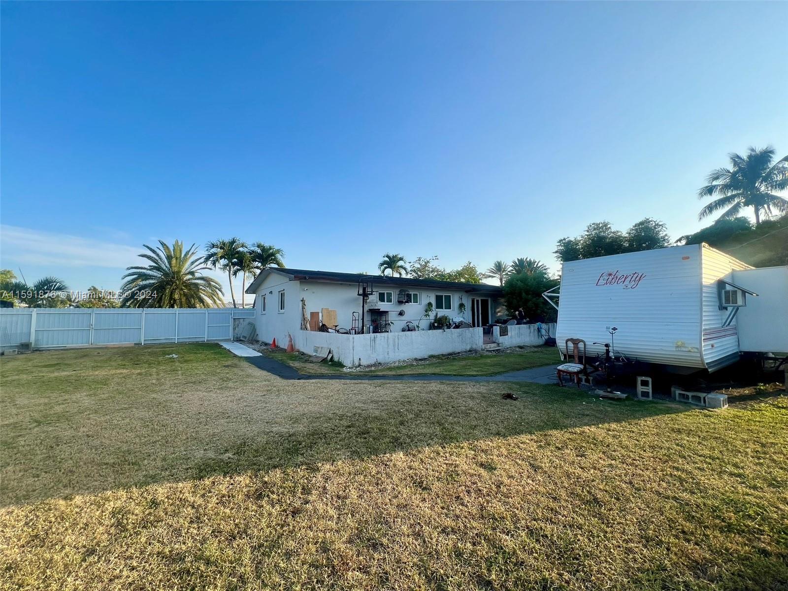 MOWRY DRIVE ESTATES - Residential