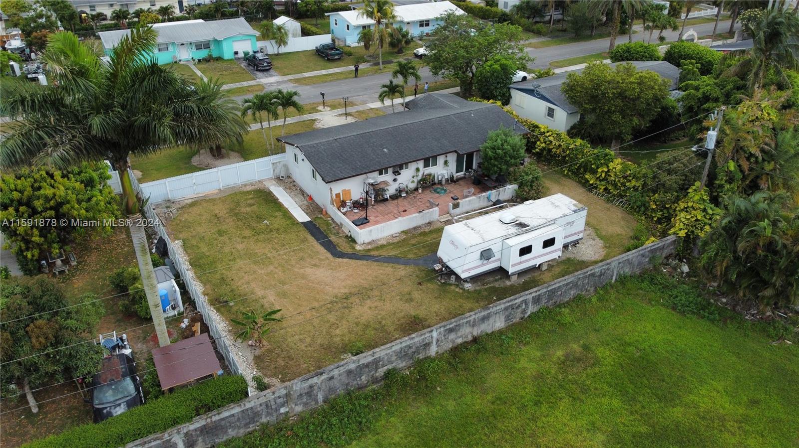 MOWRY DRIVE ESTATES - Residential