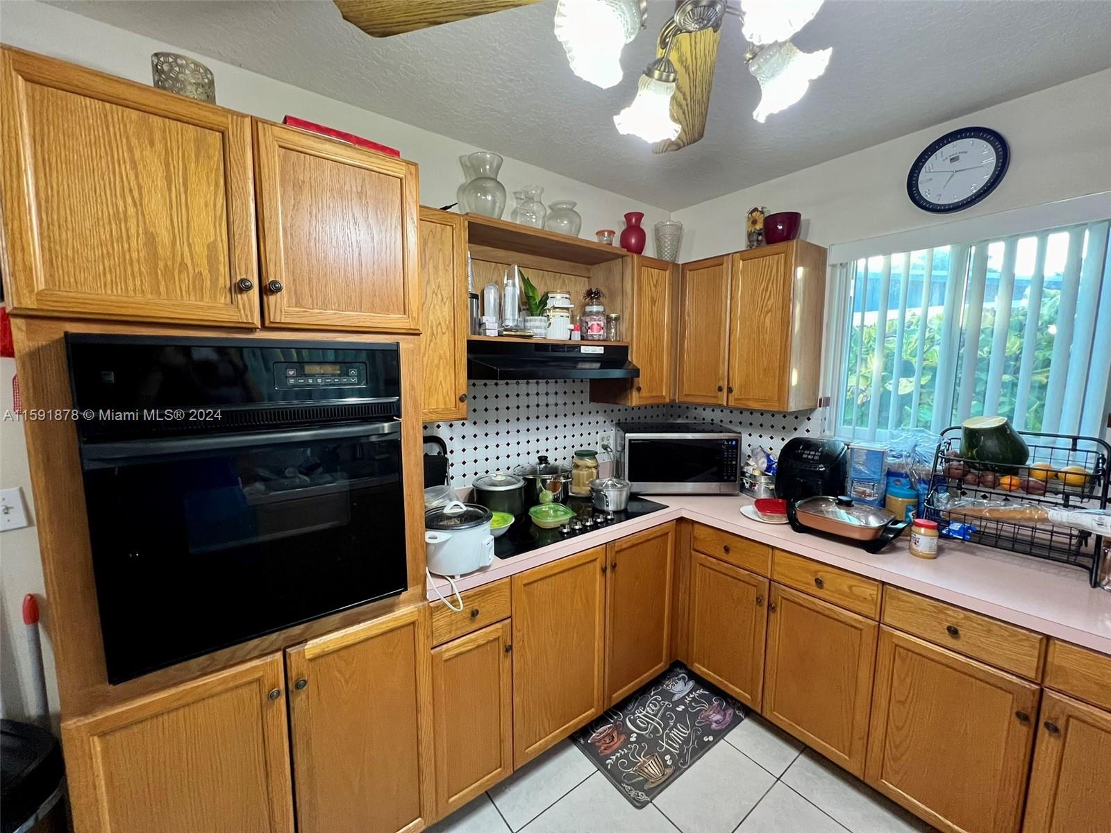 MOWRY DRIVE ESTATES - Residential