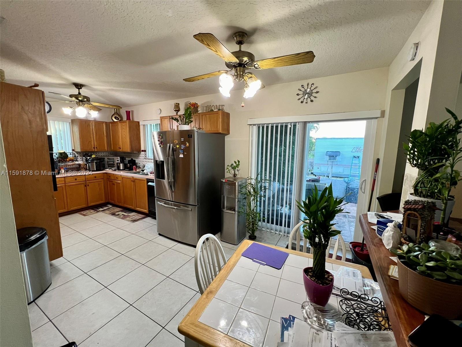 MOWRY DRIVE ESTATES - Residential