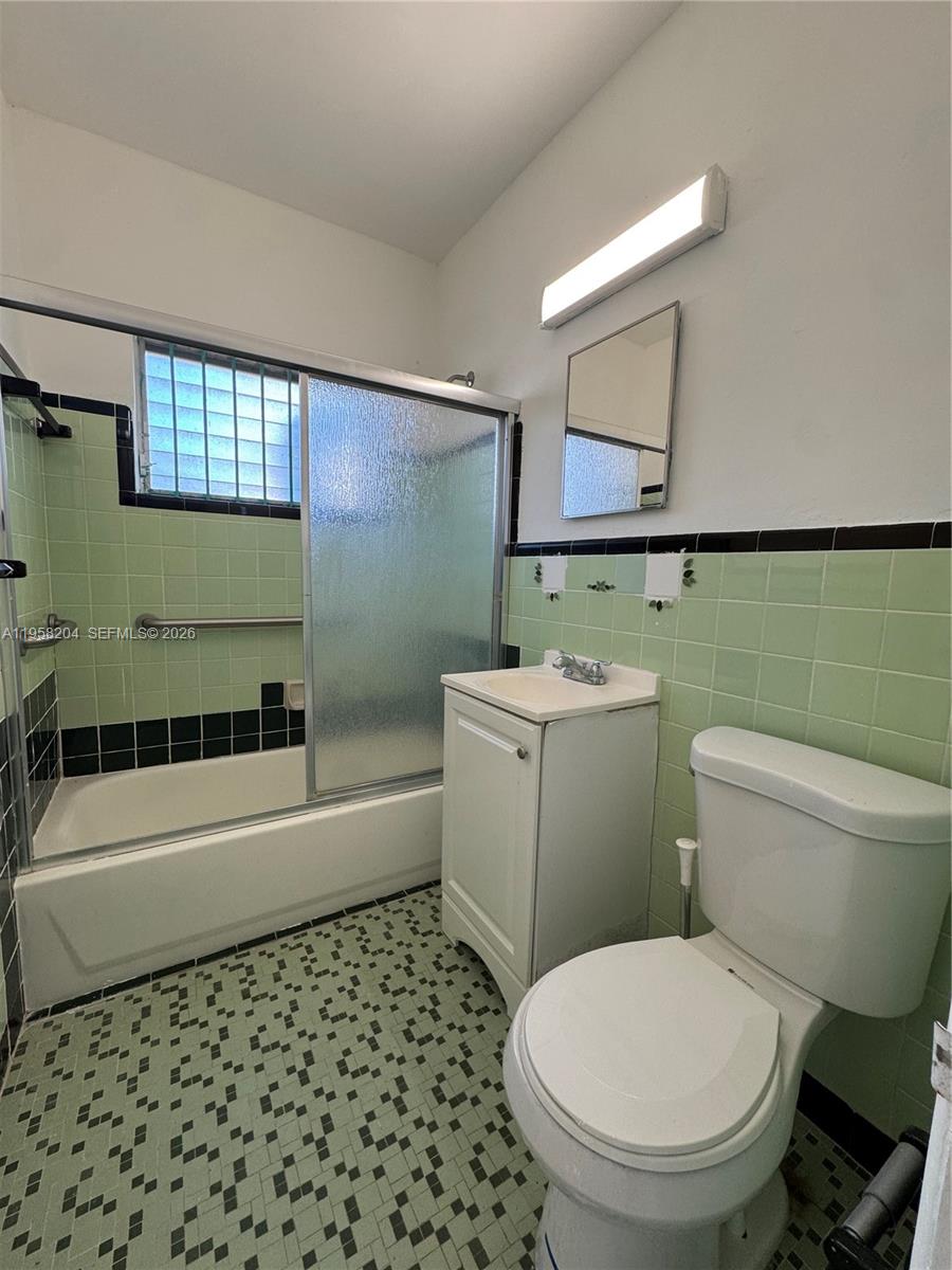 BISCAYNE BCH SUB - Residential Income