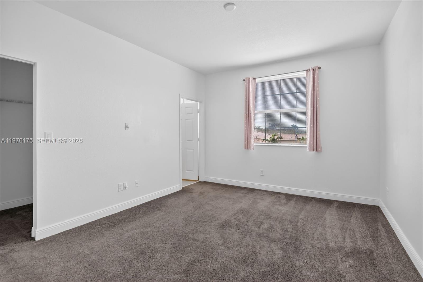 COBBLESTONE II - Residential Lease