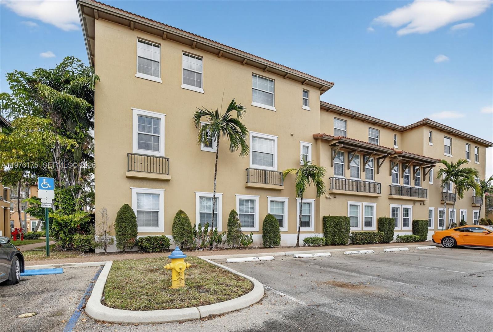 COBBLESTONE II - Residential Lease