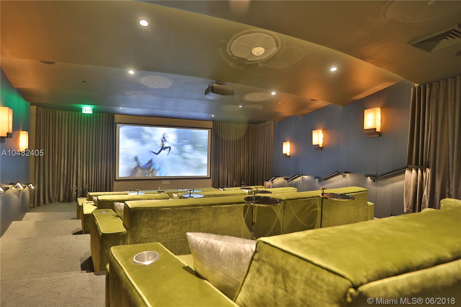 CLUB RESIDENCES AT PARK GR - Residential Lease