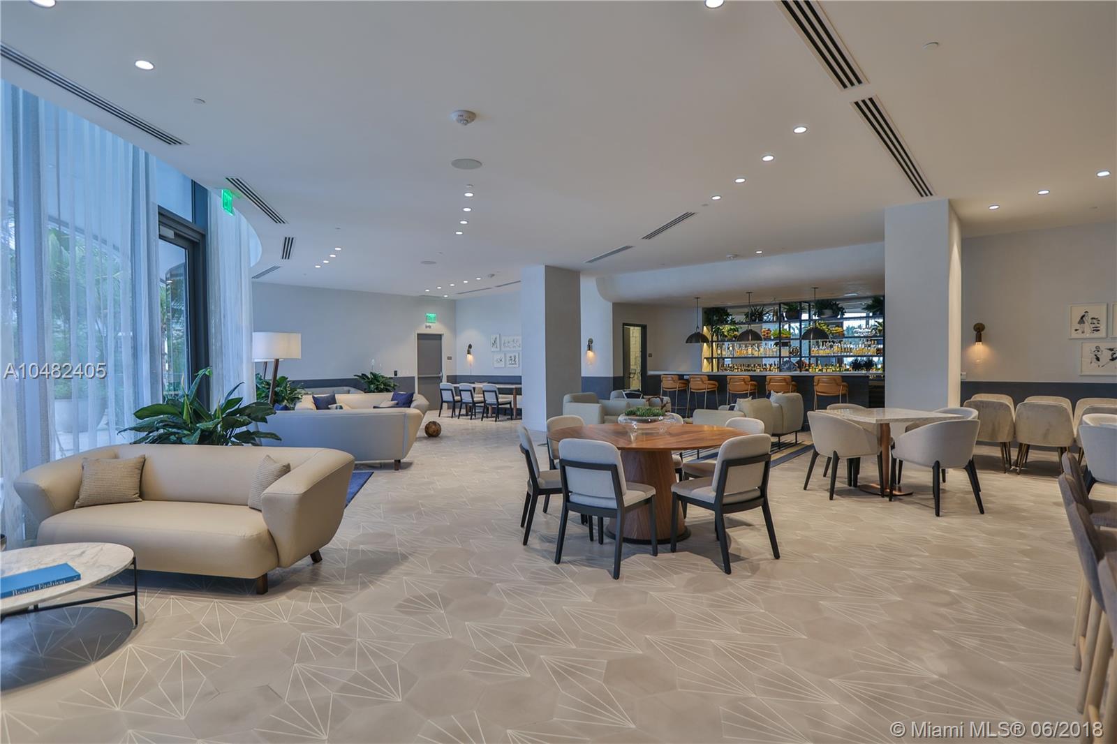 CLUB RESIDENCES AT PARK GR - Residential Lease