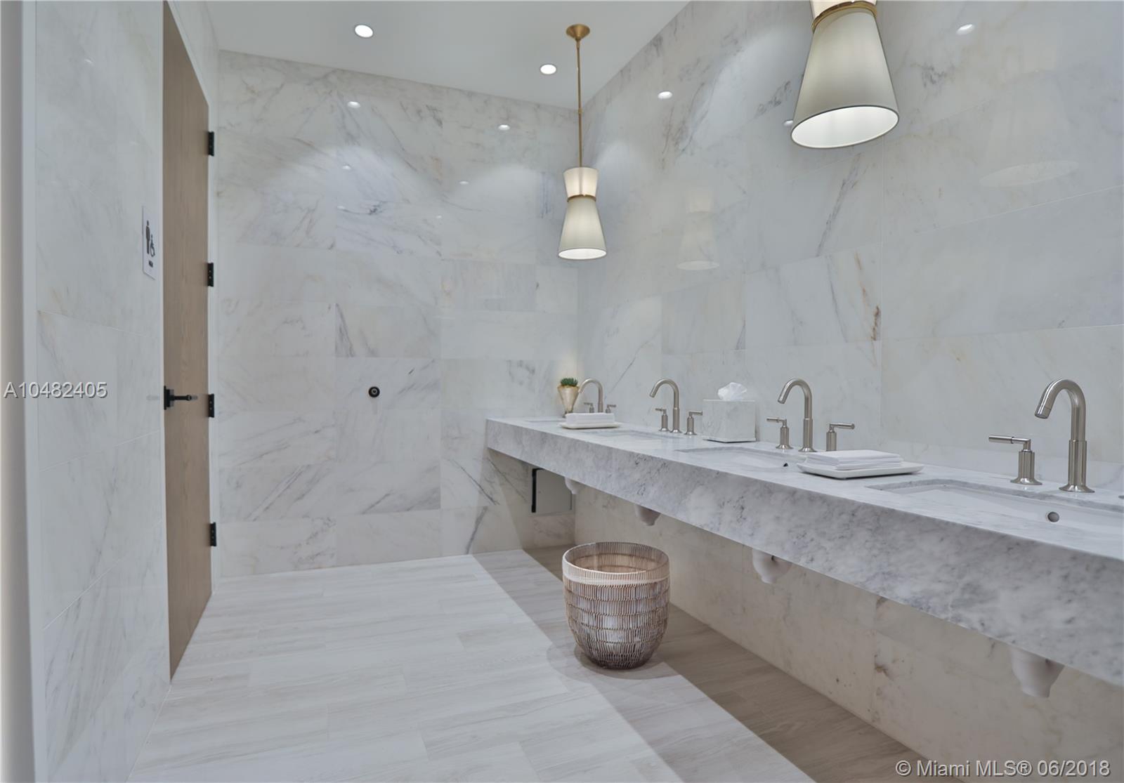 CLUB RESIDENCES AT PARK GR - Residential Lease