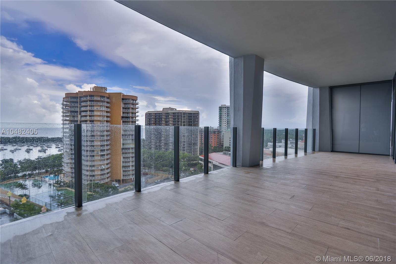 CLUB RESIDENCES AT PARK GR - Residential Lease