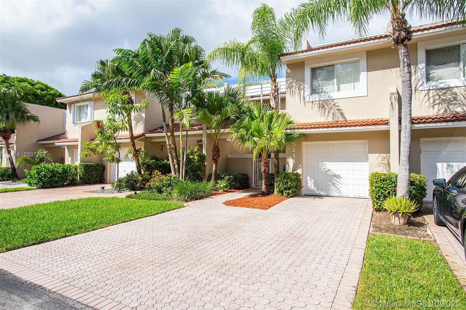 DORAL GREENS - Residential Lease