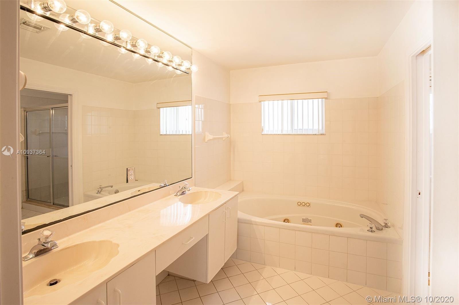 DORAL GREENS - Residential Lease