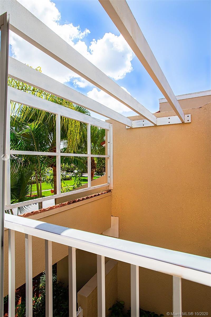 DORAL GREENS - Residential Lease