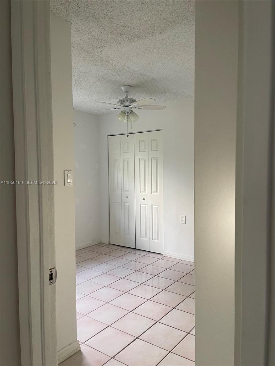 SNAPPER CREEK TOWNHOUSES - Residential Lease
