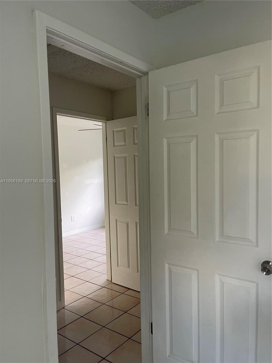 SNAPPER CREEK TOWNHOUSES - Residential Lease