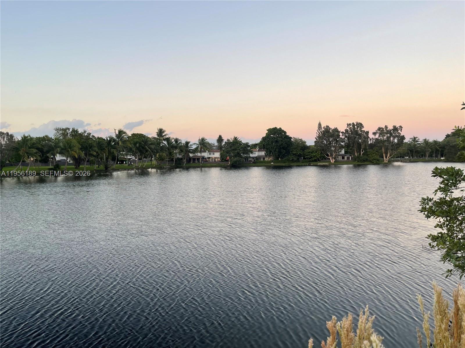 SNAPPER CREEK TOWNHOUSES - Residential Lease
