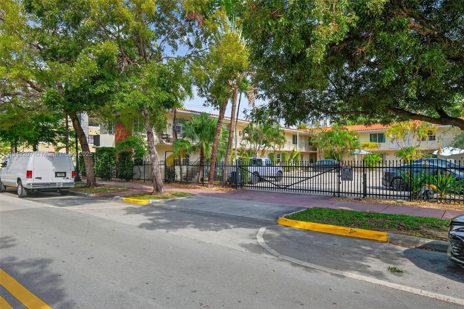 BEACH MANOR CONDO - Residential Lease