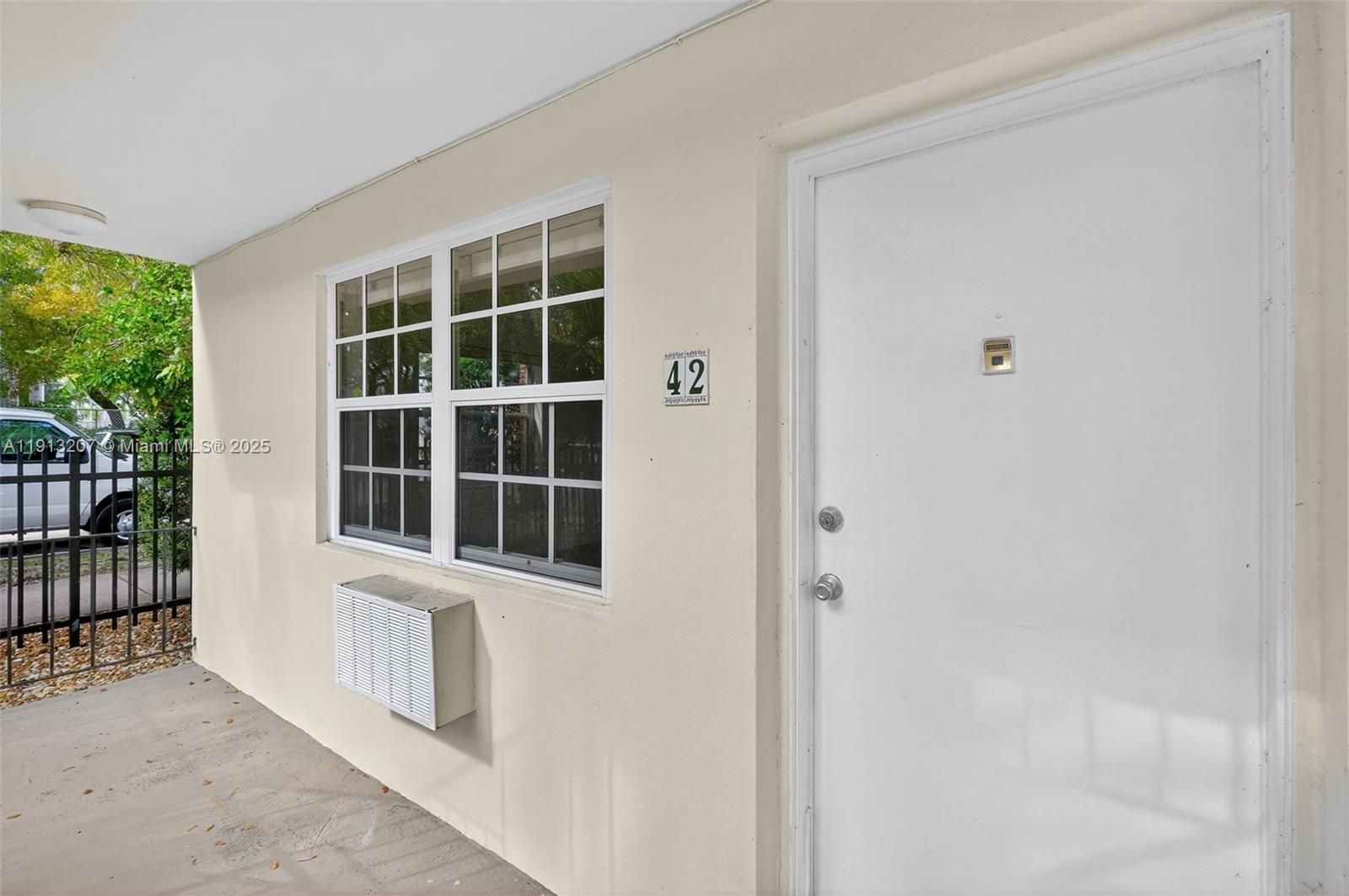 BEACH MANOR CONDO - Residential Lease