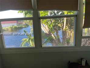 115 NE 202nd Ter M-19