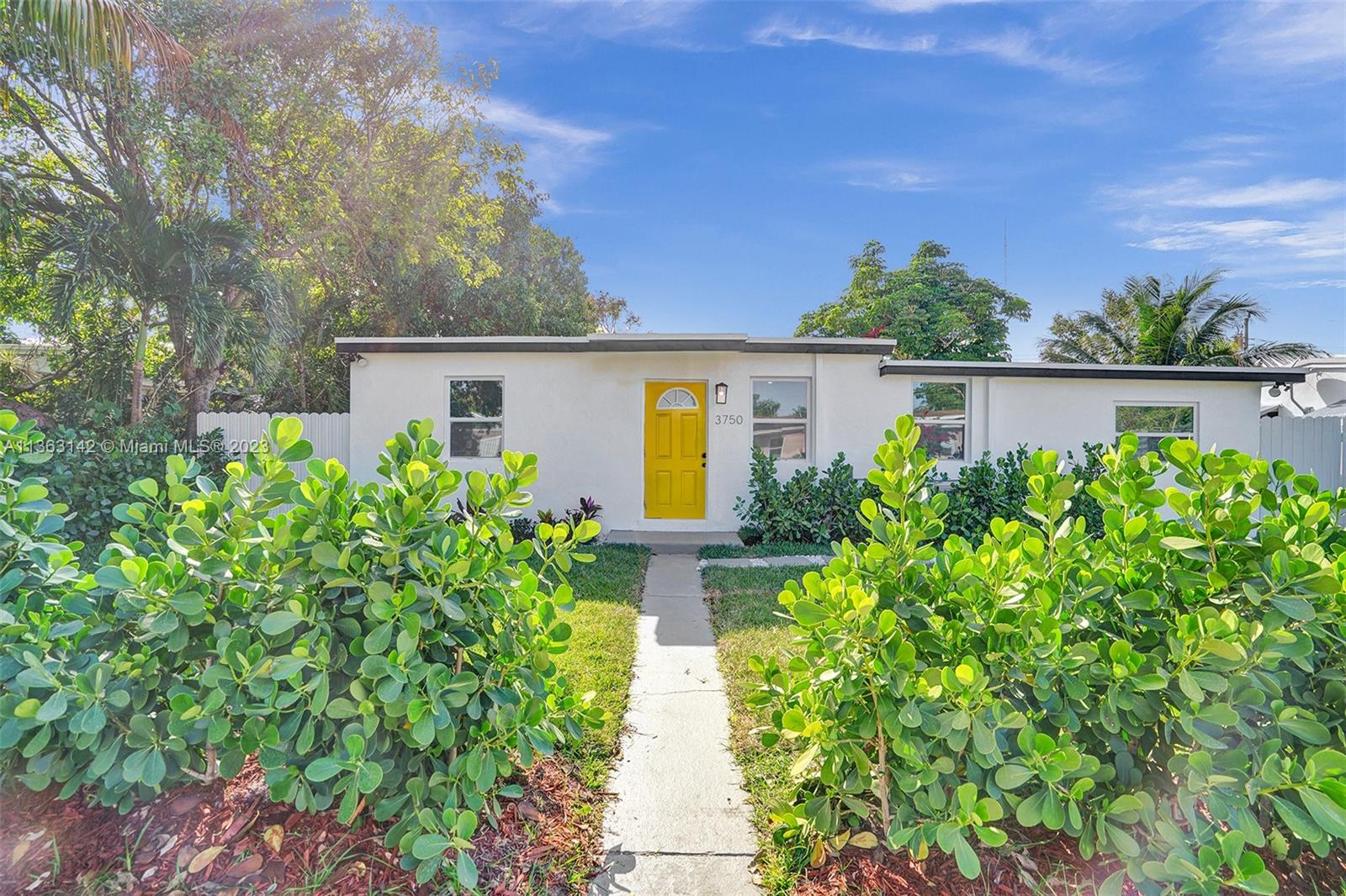 LAKE FOREST SEC ONE - Residential