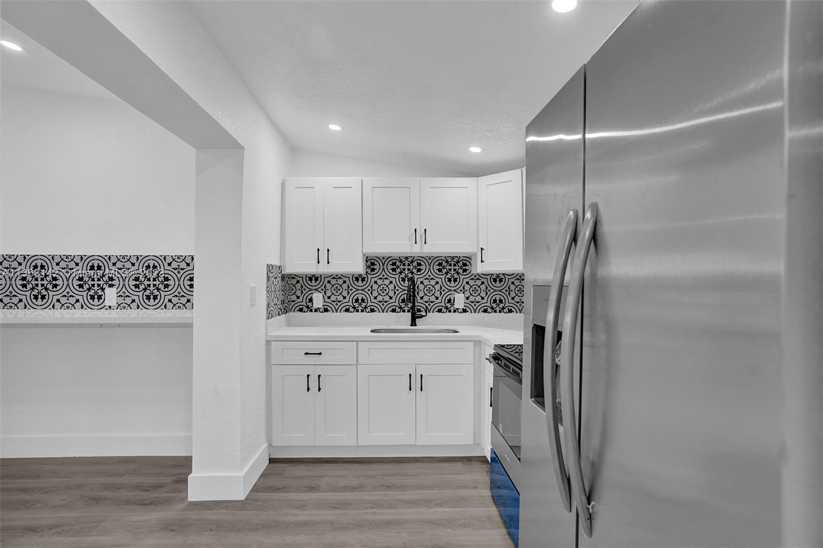 LAKE FOREST SEC ONE - Residential