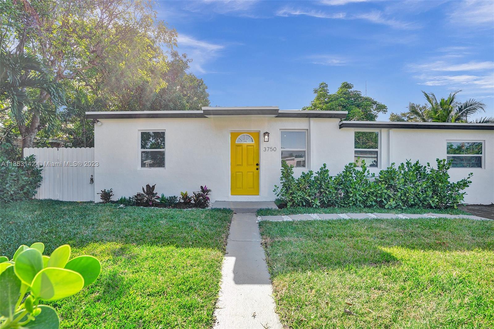 LAKE FOREST SEC ONE - Residential