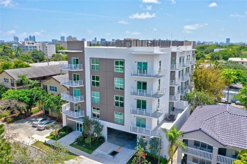 AESTHETIC APARTMENTS - Residential