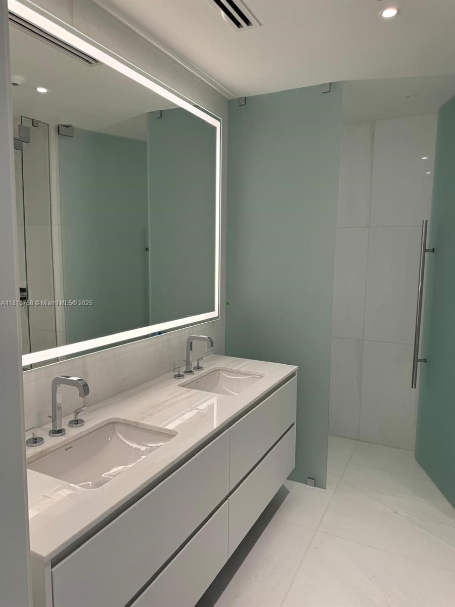Aston Martin Residences - Residential