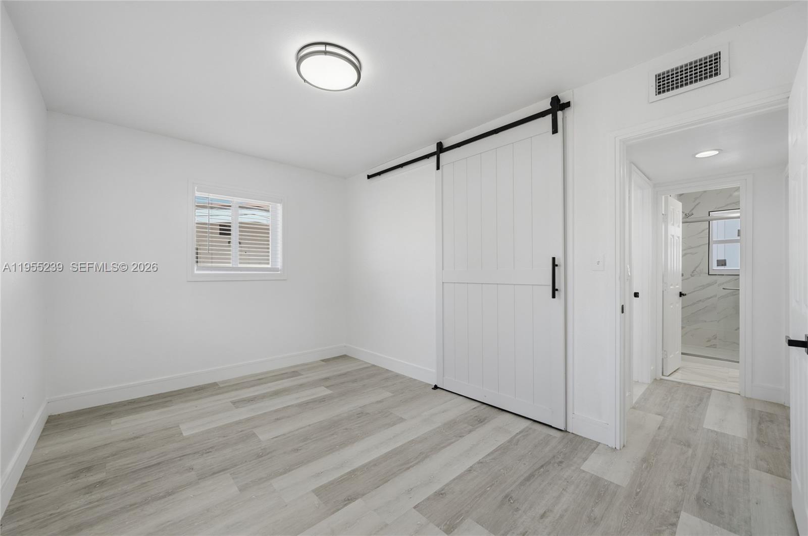 LAUDERDALE MANORS ADD REV - Residential