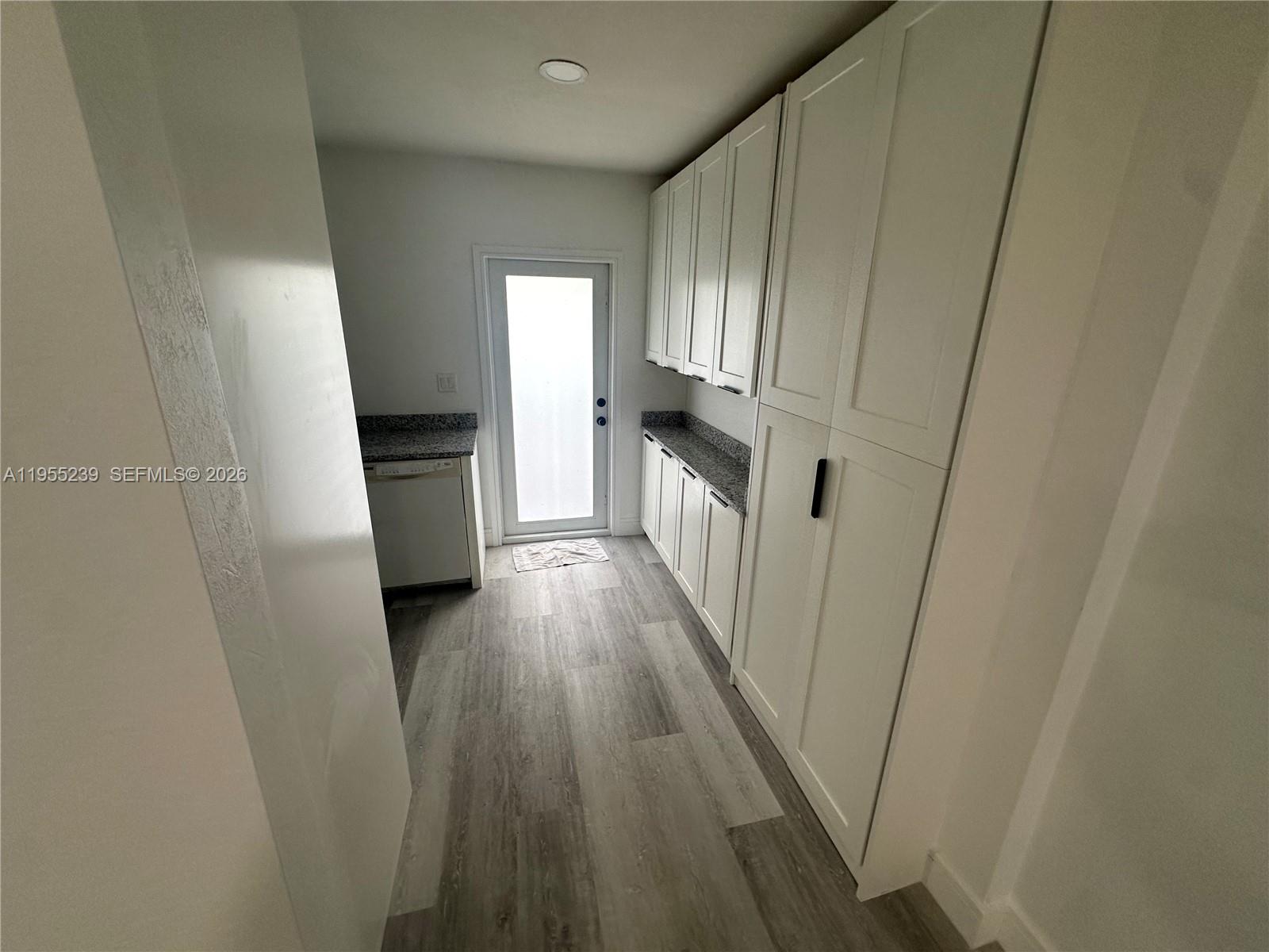 LAUDERDALE MANORS ADD REV - Residential