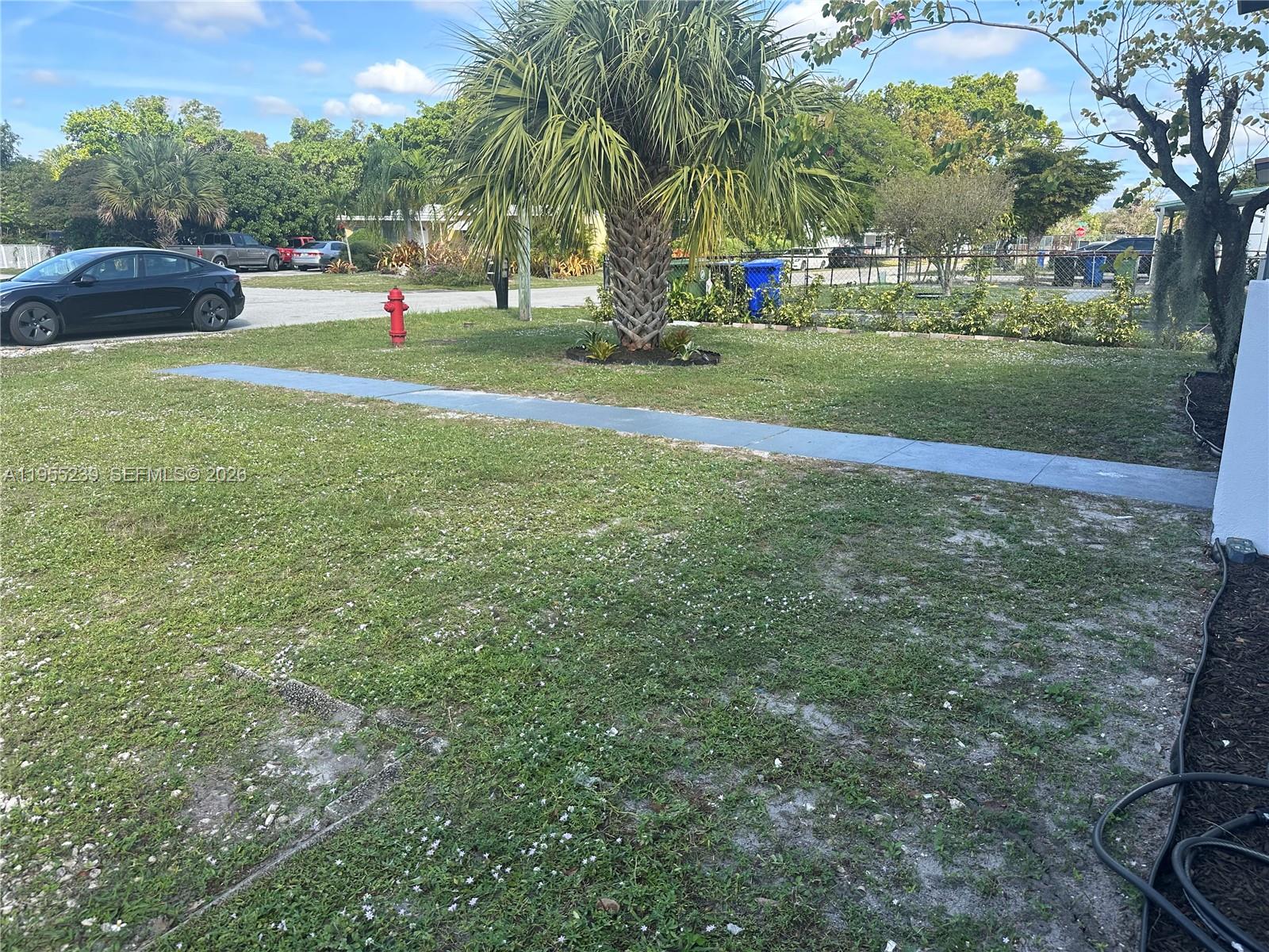 LAUDERDALE MANORS ADD REV - Residential