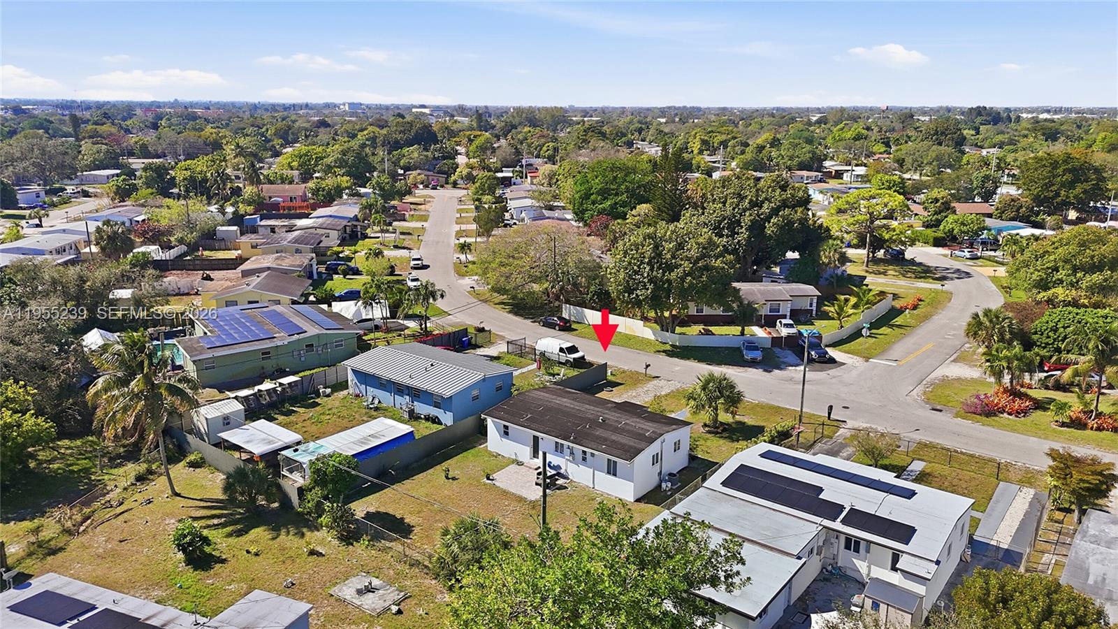 LAUDERDALE MANORS ADD REV - Residential