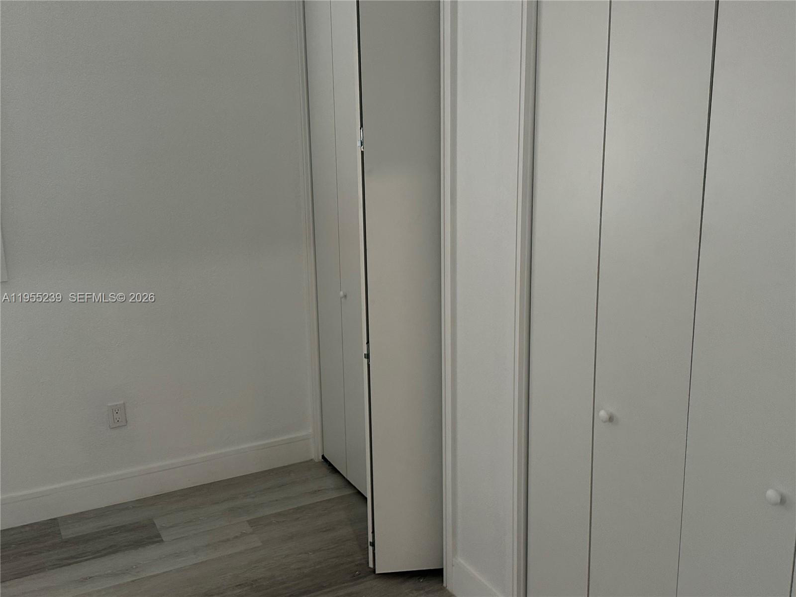 LAUDERDALE MANORS ADD REV - Residential