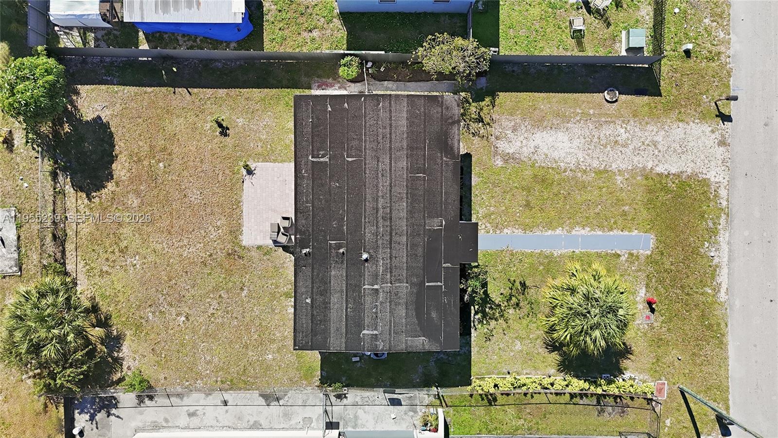 LAUDERDALE MANORS ADD REV - Residential