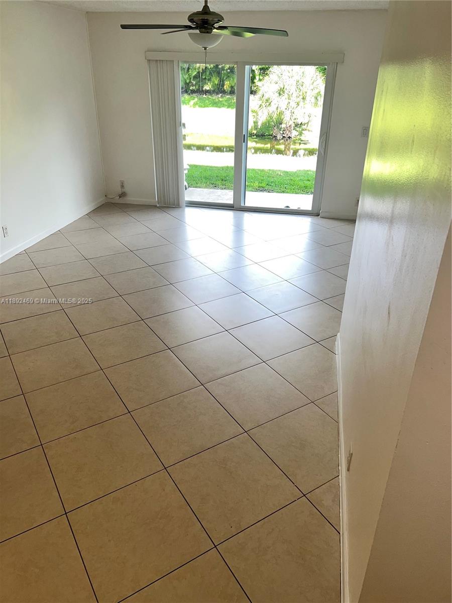 LAKEWOOD VILLAGE - Residential Lease