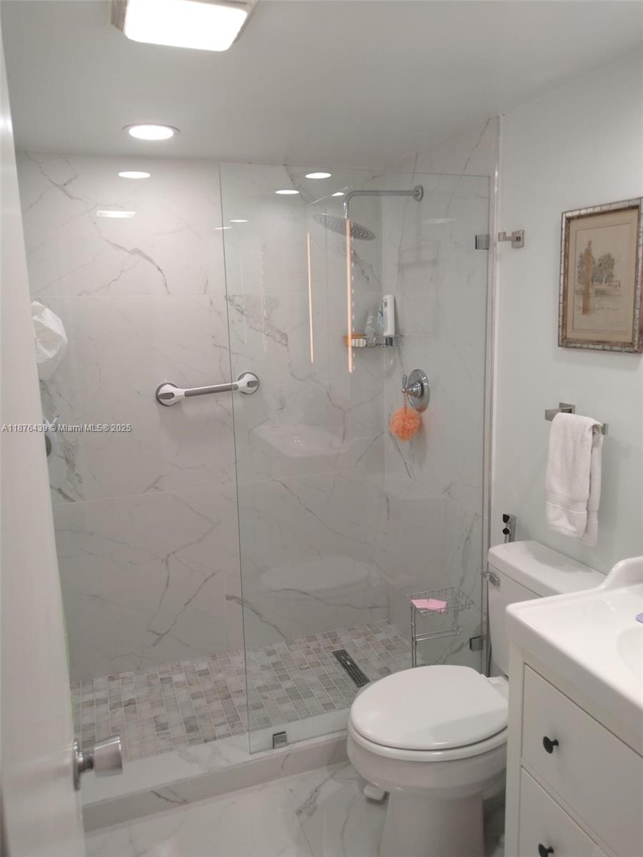 NO 112 PALM-AIRE COUNTRY - Residential Lease