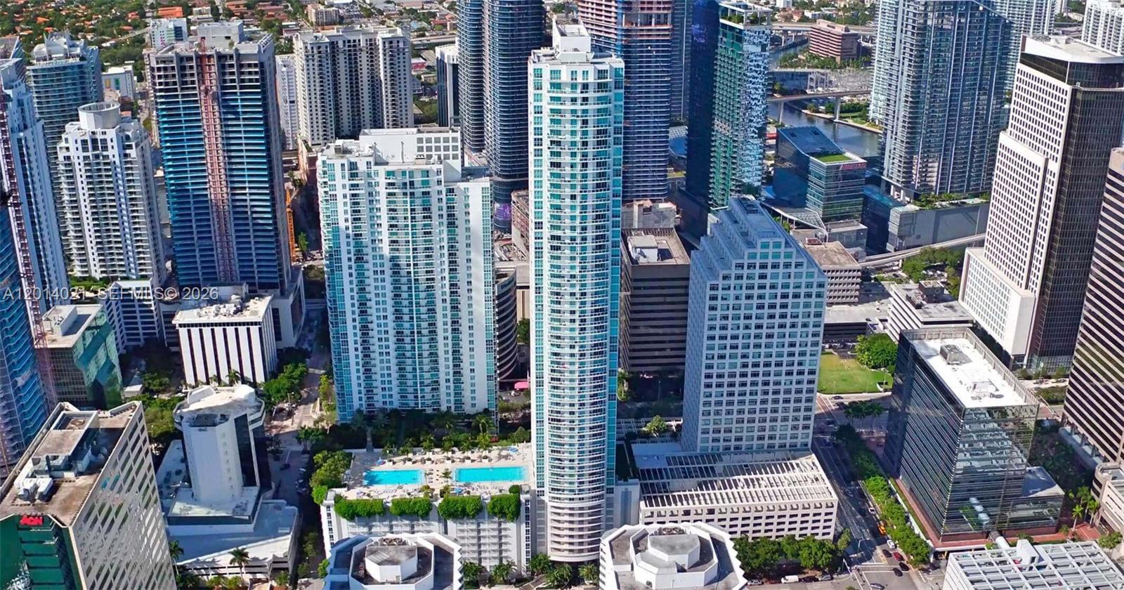 THE PLAZA 851 BRICKELL CO - Residential Lease