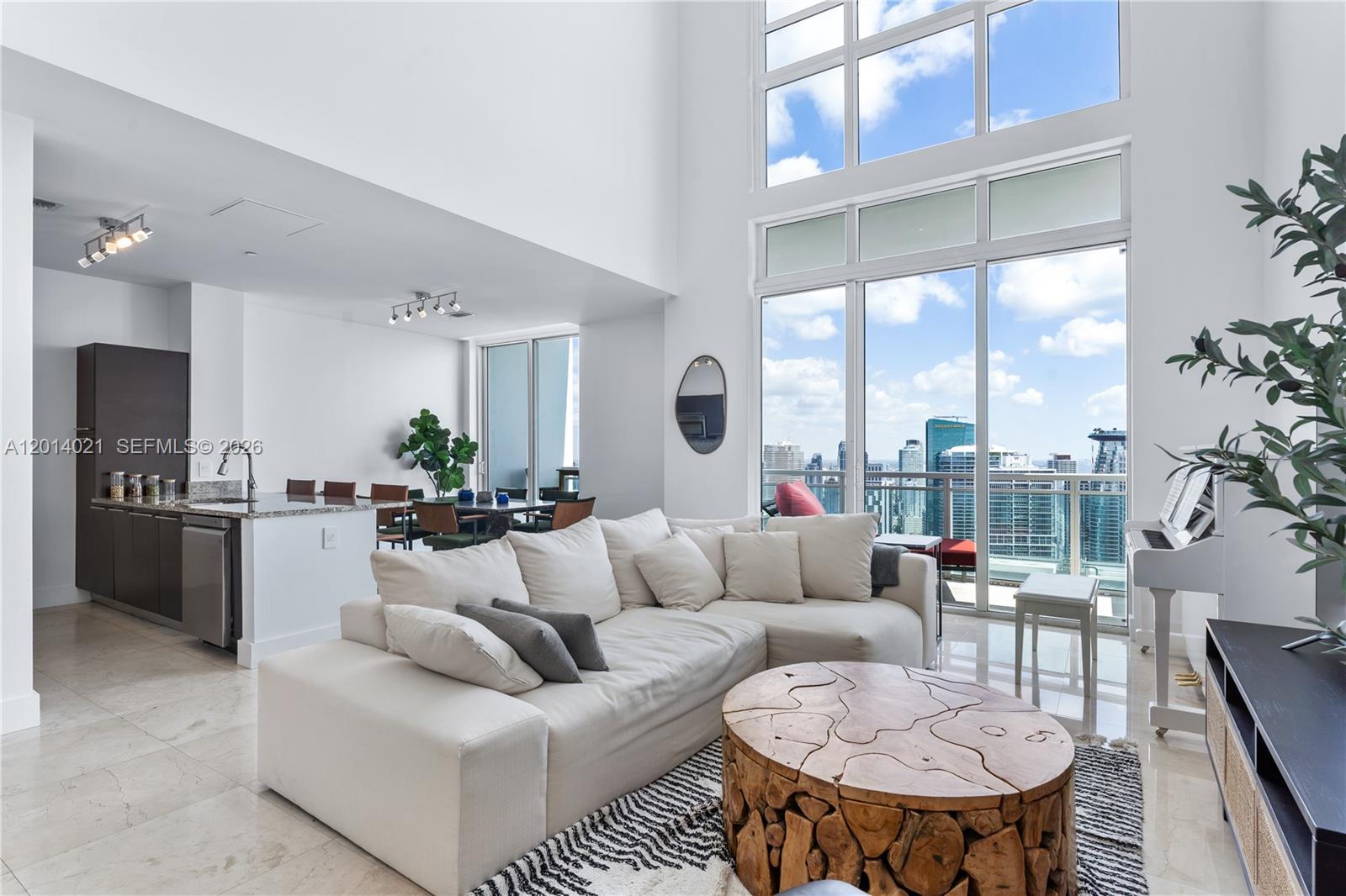 THE PLAZA 851 BRICKELL CO - Residential Lease