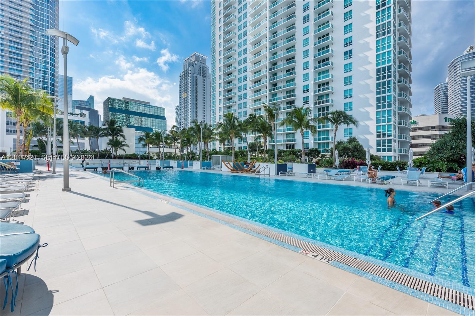 THE PLAZA 851 BRICKELL CO - Residential Lease