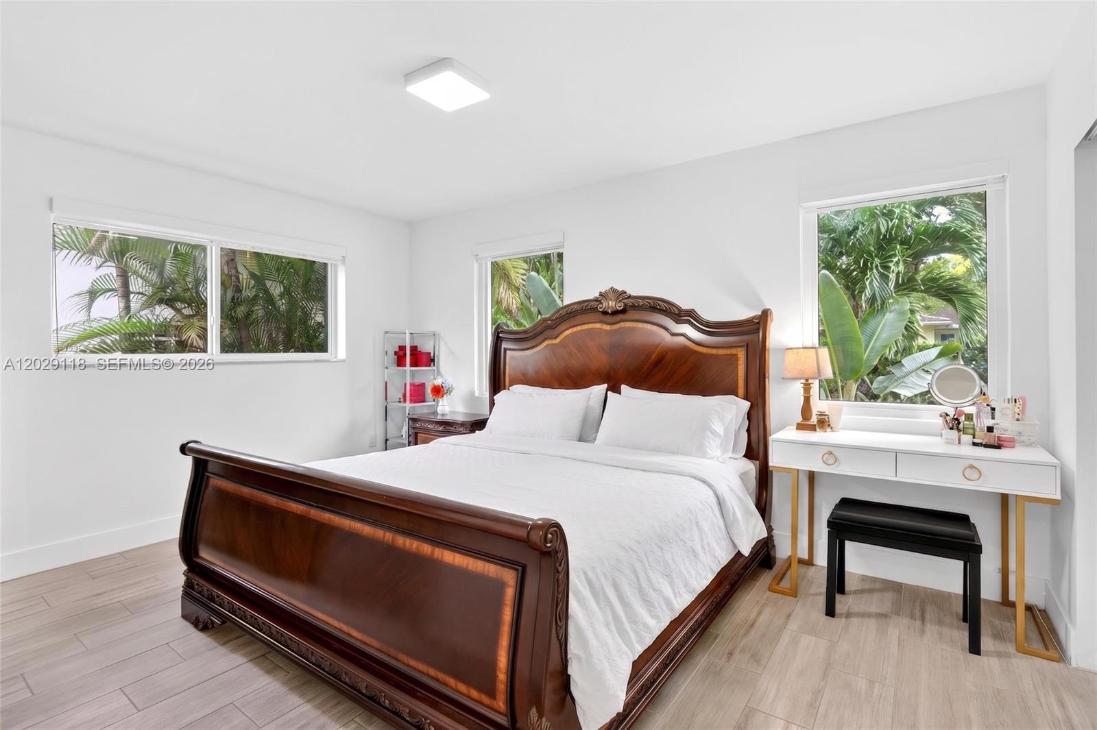 Coral Gables, Florida, 33134, United States, 3 Bedrooms Bedrooms, ,2 BathroomsBathrooms,Residential,Active,2051956