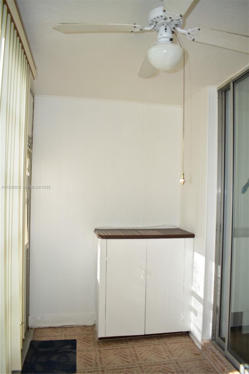 SUNRISE LAKES 105 CONDO - Residential