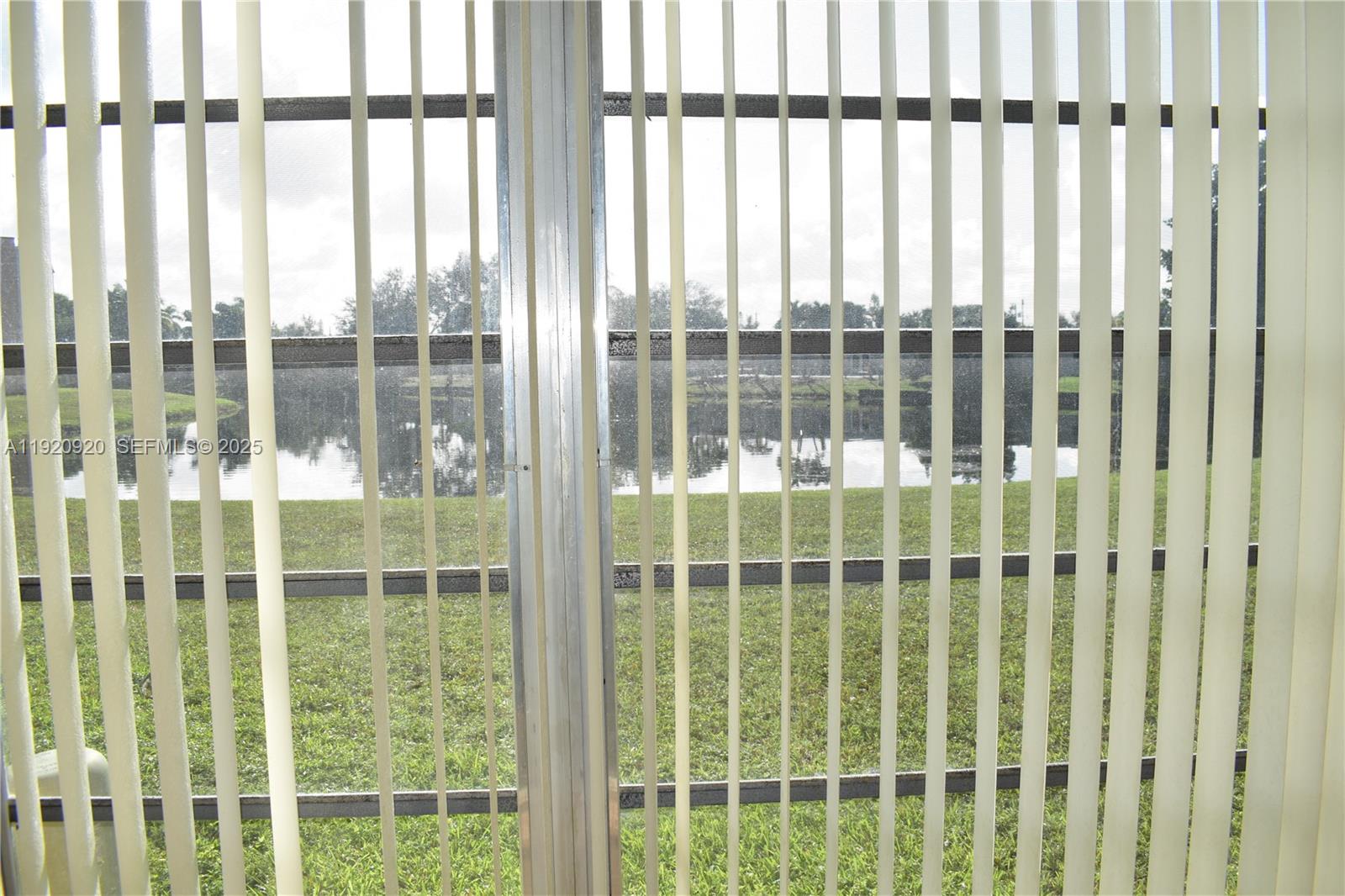 SUNRISE LAKES 105 CONDO - Residential