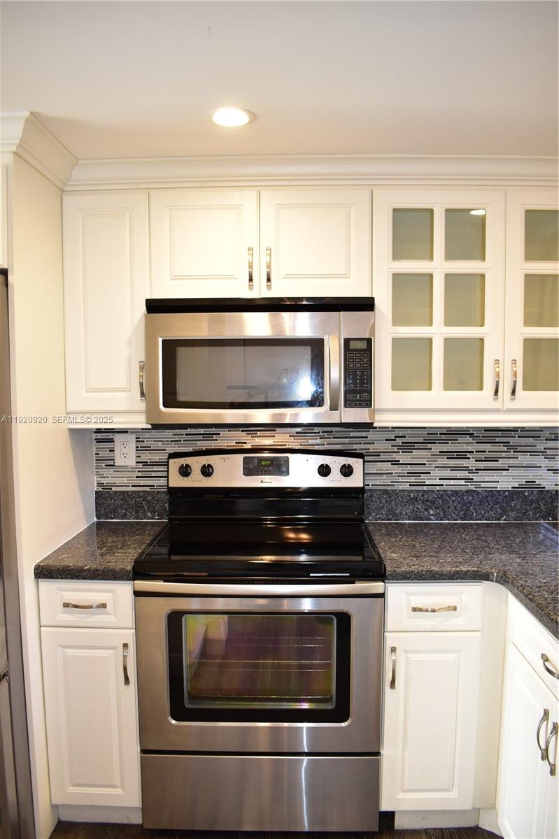 SUNRISE LAKES 105 CONDO - Residential